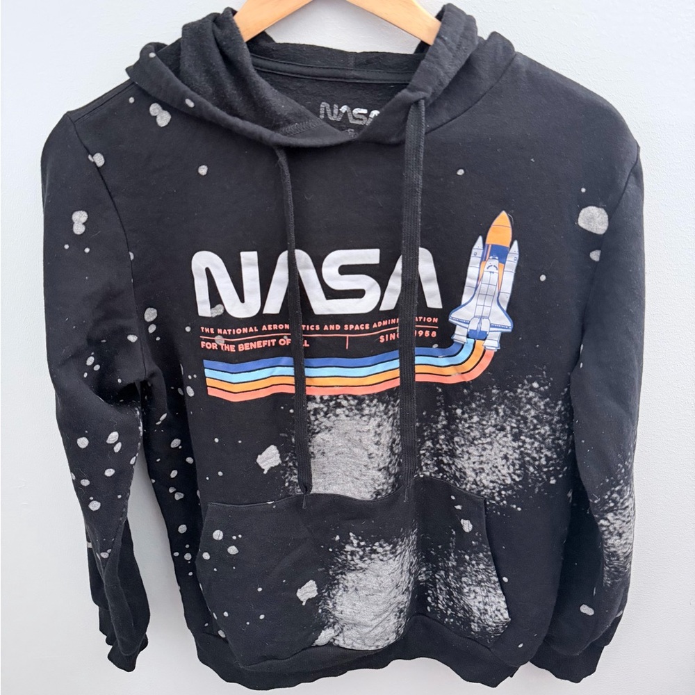 NASA Retro Logo Hoodie Women’s Small Black Space Shuttle Graphic Sweatshirt